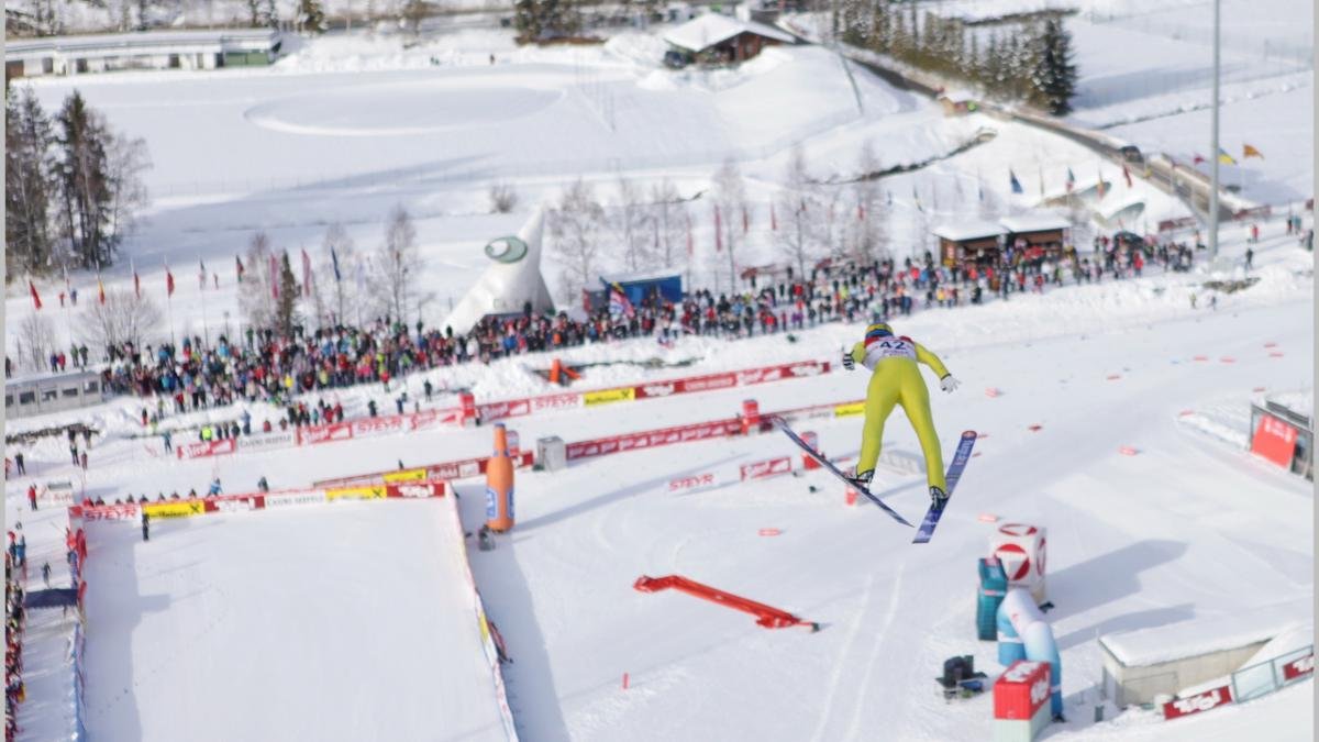 Skokani na lyžích z celého světa se sjíždějí do Seefeldu trénovat na moderních skokanských můstcích, které pravidelně hostí závody Severské kombinace., © GP Photo 2013